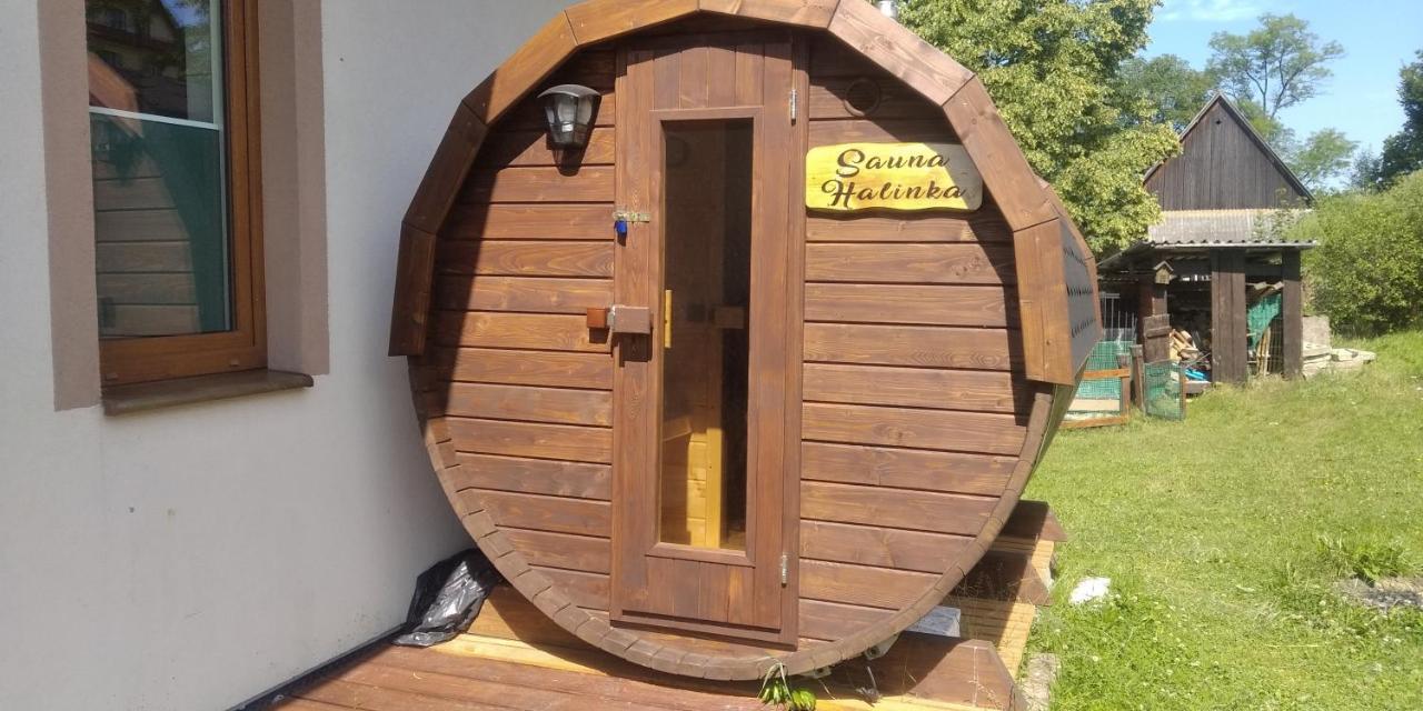 Domek Na Skarpie Zubrzyca Dolna Exteriér fotografie